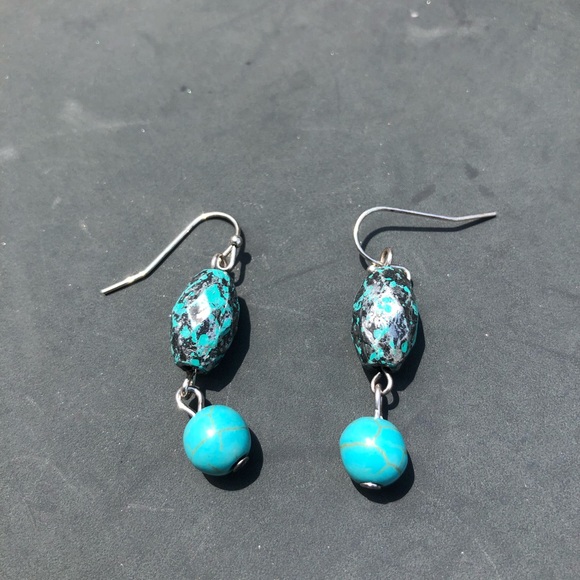 Earring set - Picture 4 of 5